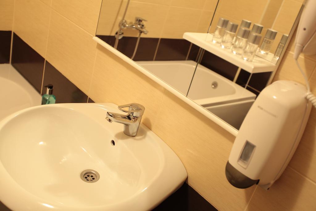 Hostel Royal Obrenovac  Cameră foto